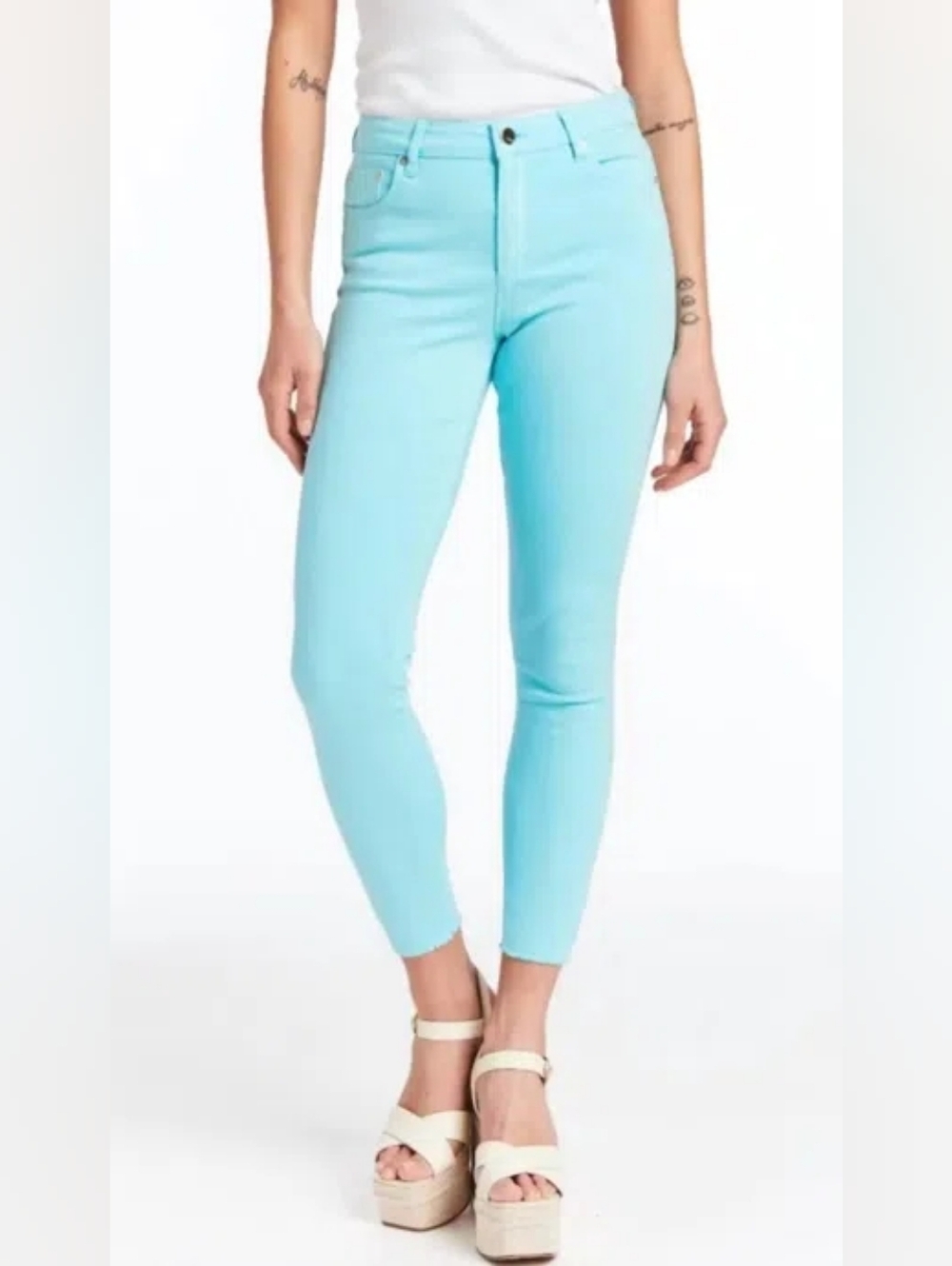 Tractr Slim Cropped Jeans in Aqua